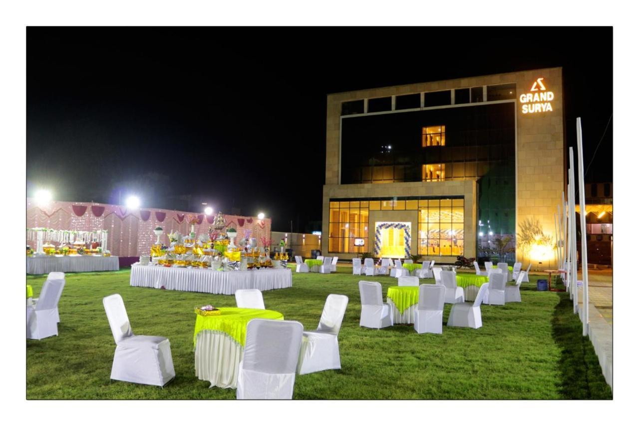 Hotel Grand Surya Kodarma Dış mekan fotoğraf